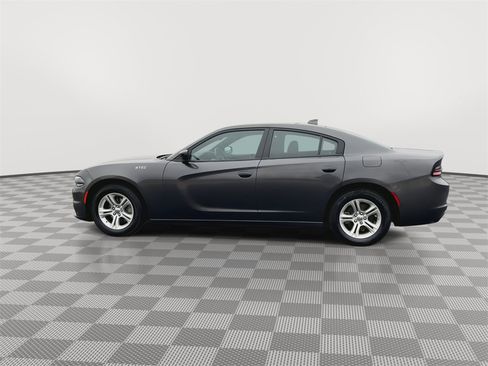 Used 2023 Dodge Charger SXT image 5