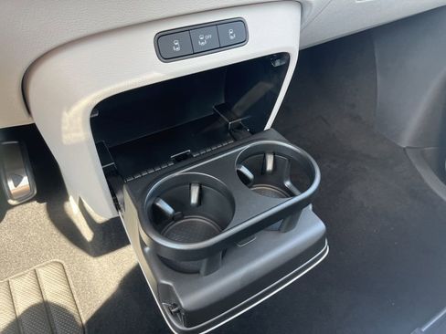 New 2025 Volkswagen ID. Buzz 1st Edition image 19