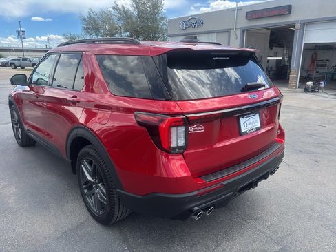 Used 2026 Ford Explorer ST AWD/4WD image 8