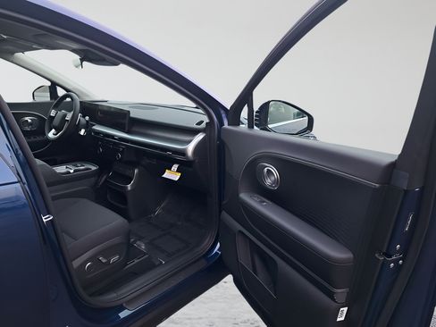 New 2026 Hyundai Ioniq 9 SE AWD/4WD image 16