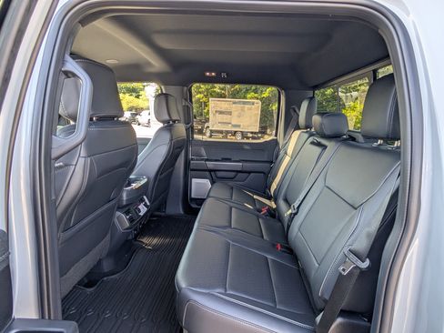 New 2025 Ford F150 Lariat w/ Equipment Group 502A High image 11