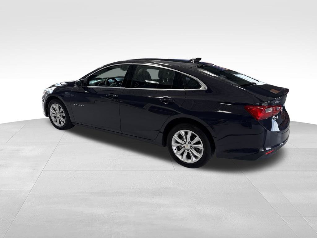 Used 2025 Chevrolet Malibu LT FWD image 4