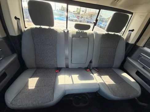 Used 2019 RAM 1500 Classic SLT w/ Black Appearance Group AWD/4WD image 19