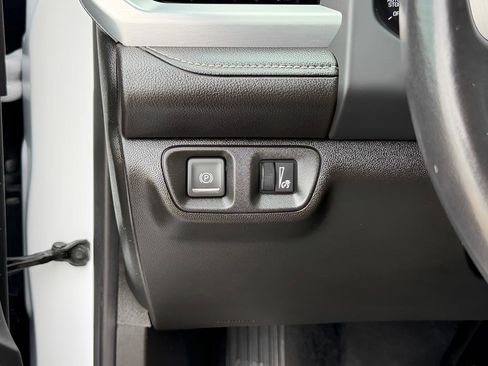 Used 2021 GMC Acadia SLT FWD image 42