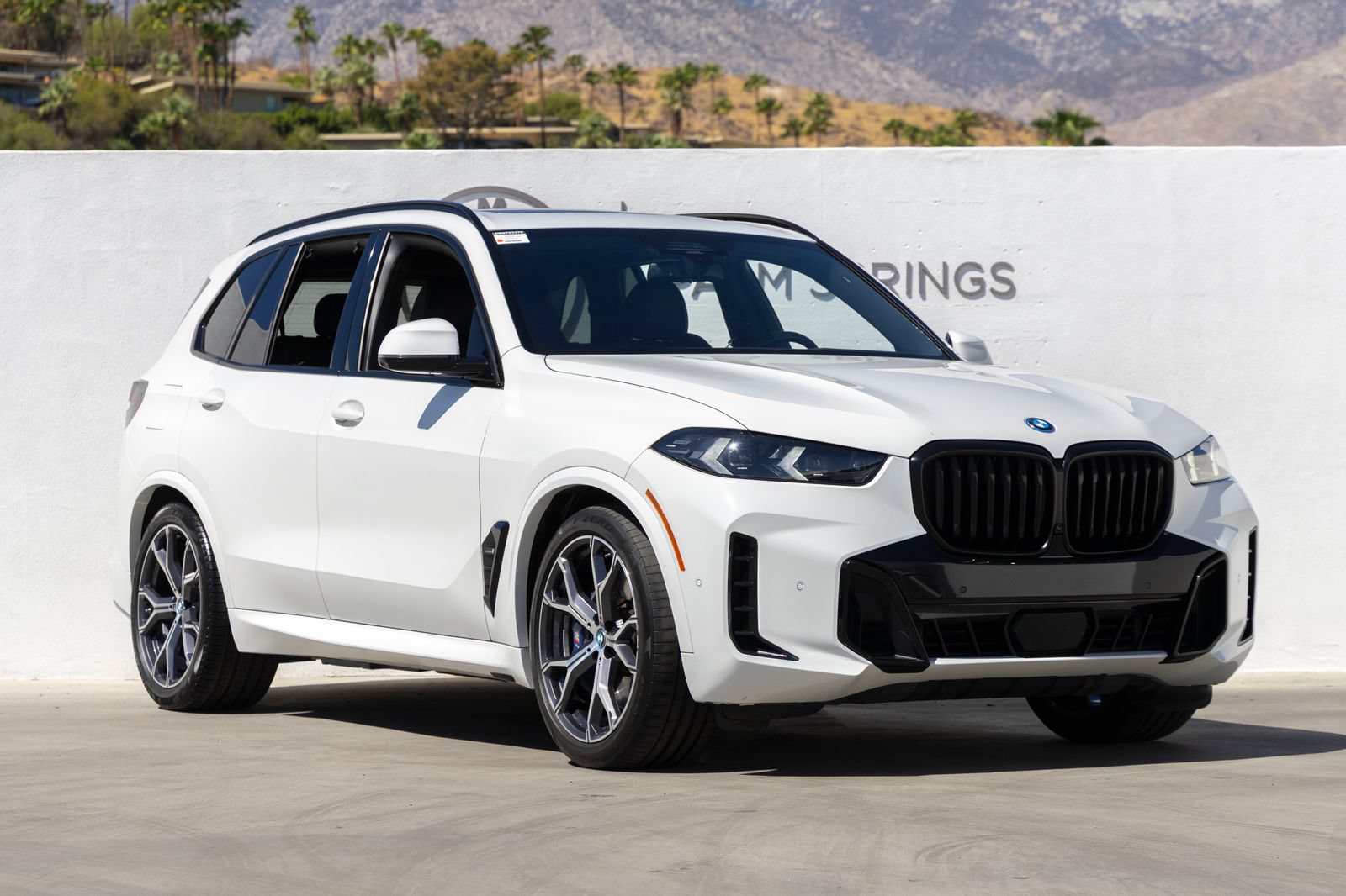 Certified 2024 BMW X5 xDrive50e w/ Executive Package AWD/4WD image 2