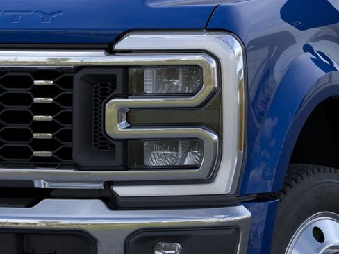 New 2026 Ford F450 Lariat AWD/4WD image 18