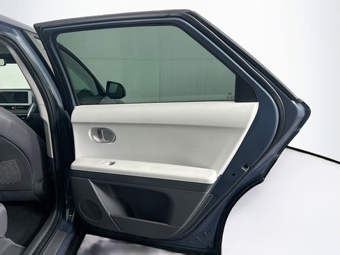 Used 2024 Hyundai Ioniq 5 SEL RWD image 30