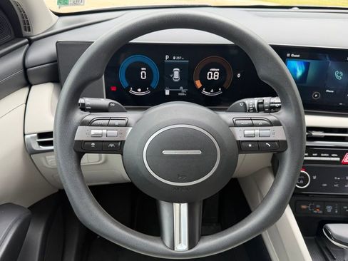 Certified 2025 Hyundai Tucson SEL image 17