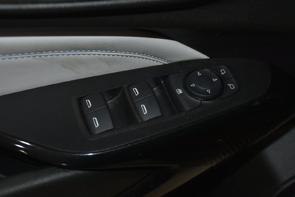 Used 2025 Chevrolet Trax LT w/ LT Convenience Package FWD image 25