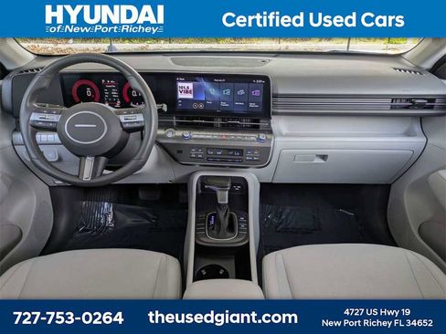 Certified 2025 Hyundai Kona SEL image 17