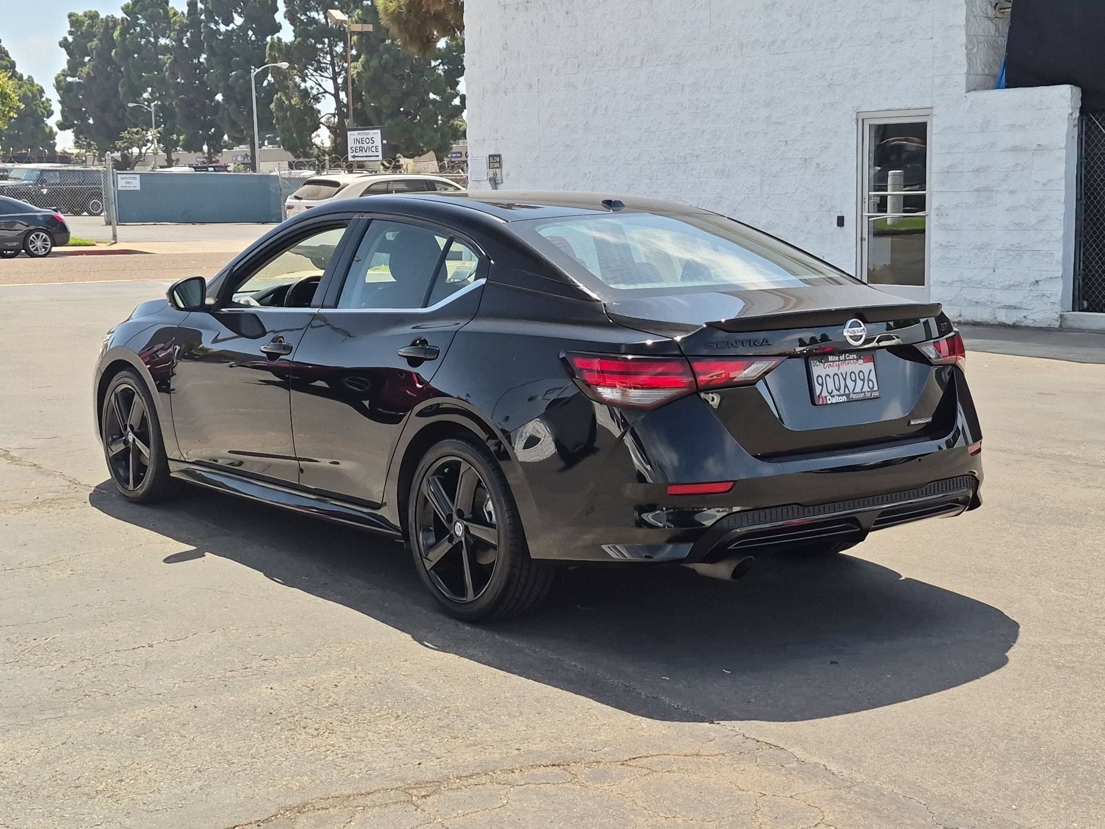 Used 2022 Nissan Sentra SR w/ Midnight Edition FWD image 6
