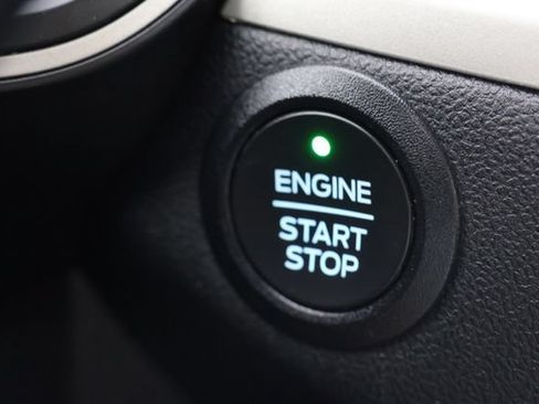 Used 2022 Ford Escape SE w/ Convenience Package AWD/4WD image 17