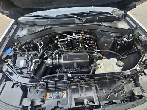 Certified 2023 Ford Explorer XLT w/ Equipment Group 202A image 10