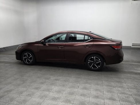 Used 2024 Nissan Sentra SV FWD image 2