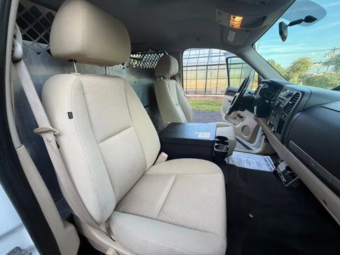 Used 2011 Chevrolet Silverado 1500 2WD Crew Cab Hybrid image 17