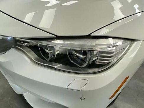 Used 2016 BMW M4 Convertible RWD image 20