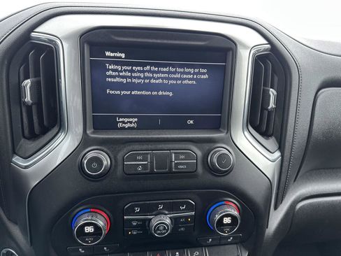 Used 2020 Chevrolet Silverado 1500 LT Trail Boss image 38