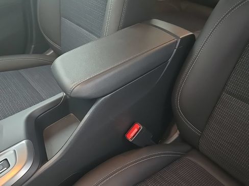 Used 2026 Buick Envista Preferred FWD image 29