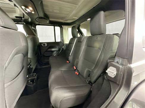 Used 2019 Jeep Wrangler Unlimited Sahara w/ Safety Group image 21