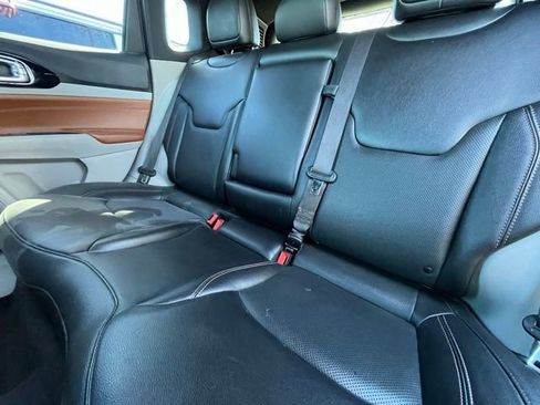 Used 2023 Jeep Compass Limited AWD/4WD image 25