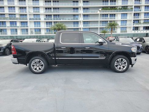 Used 2022 RAM 1500 Limited image 7