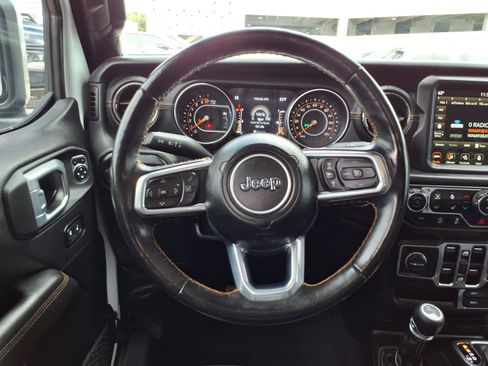 Used 2021 Jeep Gladiator Overland AWD/4WD image 15