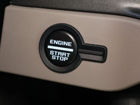 Used 2024 Ford Bronco Wildtrak AWD/4WD image 16
