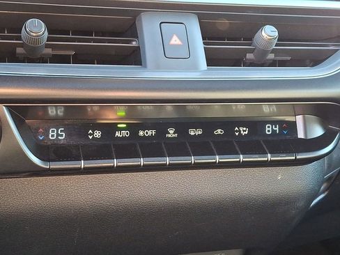 Used 2023 Lexus UX 250h F Sport image 17