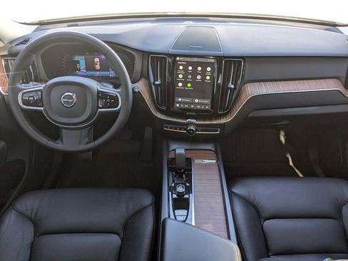 Certified 2024 Volvo XC60 B5 Plus w/ Protection Package Premier image 19