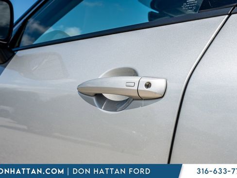Used 2023 Nissan Rogue Platinum w/ Platinum Premium Package AWD/4WD image 31