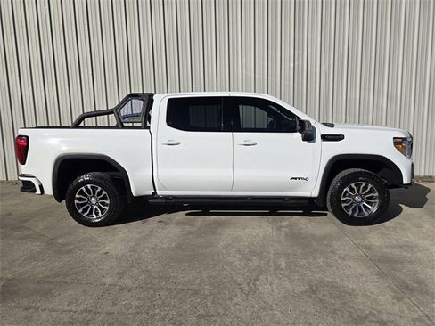 Used 2019 GMC Sierra 1500 AT4 w/ Off Road Performance Package image 7