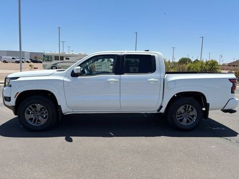 New 2026 Nissan Frontier SV AWD/4WD image 3