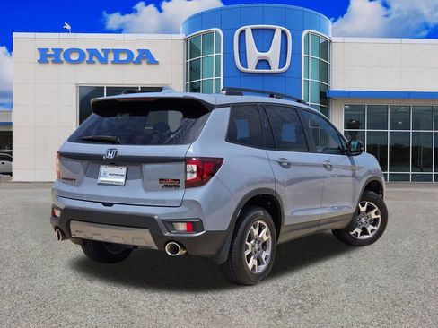 Used 2022 Honda Passport TrailSport image 3