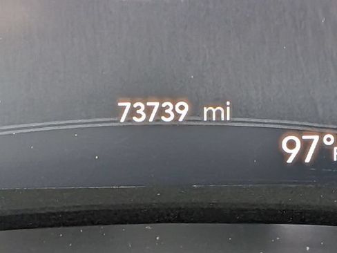 Used 2024 Chrysler Pacifica Touring-L FWD image 22
