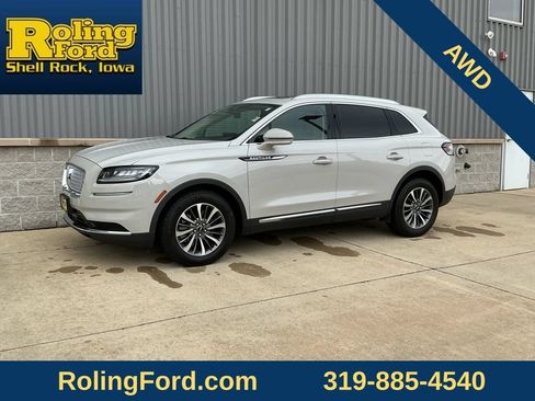Used 2023 Lincoln Nautilus Reserve AWD/4WD image 1