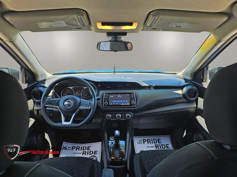 Used 2022 Nissan Kicks S FWD image 15