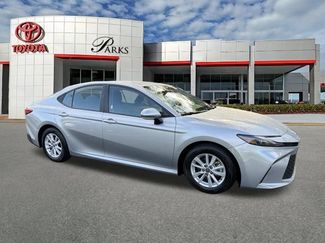 Used 2025 Toyota Camry LE FWD video 1