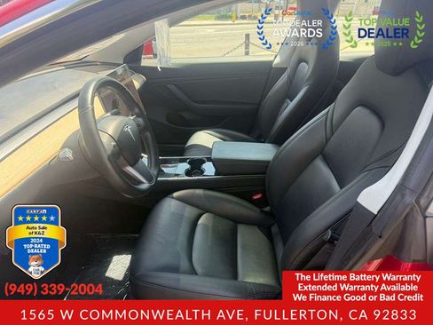 Used 2018 Tesla Model 3 Long Range RWD image 6