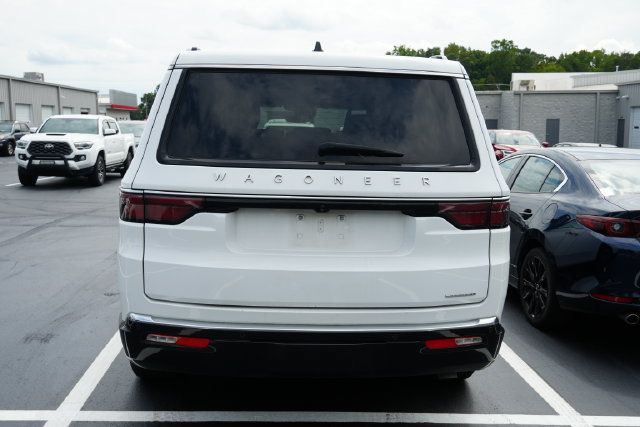 Used 2024 Jeep Wagoneer Series II w/ Flexible Seating Group RWD image 11
