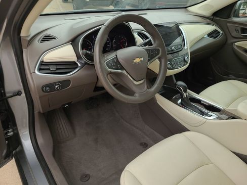 Used 2024 Chevrolet Malibu LT FWD image 15