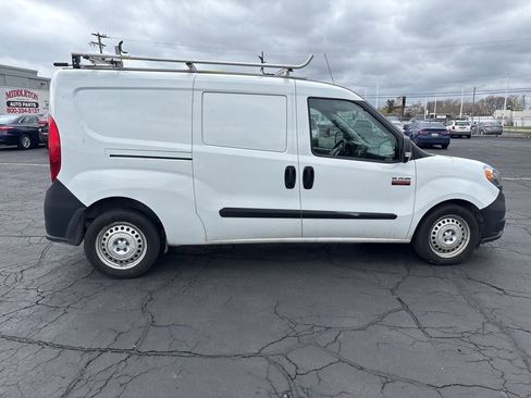 Used 2021 RAM ProMaster City Tradesman image 5