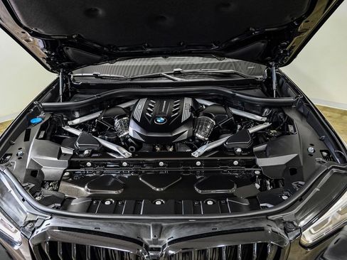 Used 2021 BMW X5 M50i w/ Executive Package AWD/4WD image 60