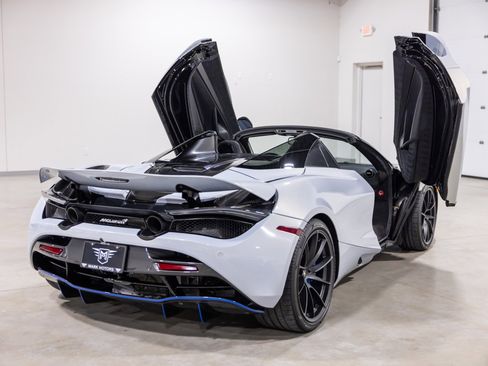 Used 2020 McLaren 720S Performance image 9