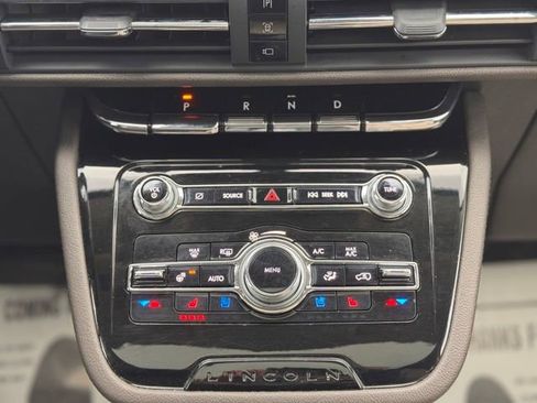 Used 2021 Lincoln Corsair Reserve w/ Elements Package AWD/4WD image 22