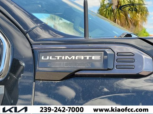 Used 2024 GMC Sierra 2500 Denali Ultimate w/ Snow Plow Prep/Camper Package AWD/4WD image 9