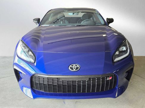 New 2025 Toyota GR86 Premium image 8