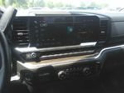 Used 2025 Chevrolet Silverado 1500 LT RWD image 20