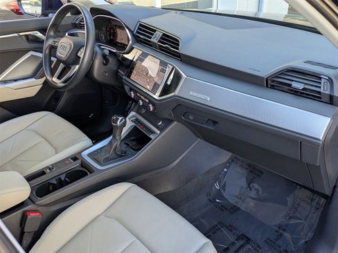 Used 2023 Audi Q3 2.0T Premium Plus w/ Premium Plus Package image 21
