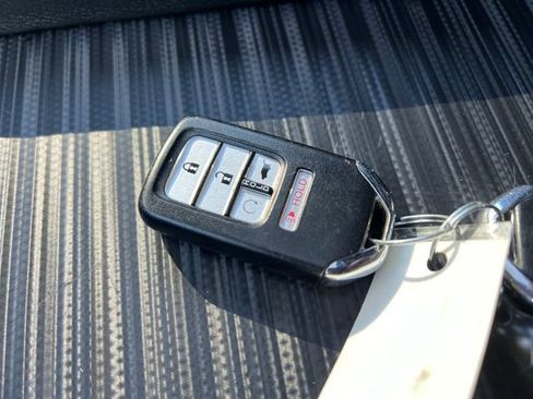 Used 2023 Honda Passport TrailSport image 34