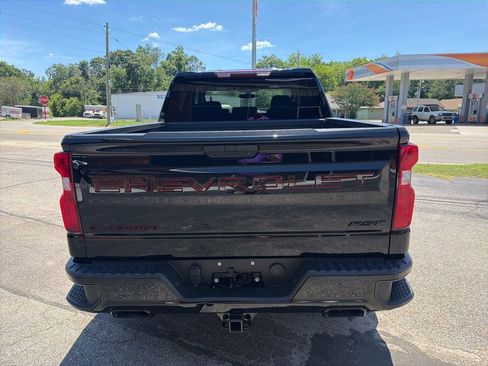 Used 2022 Chevrolet Silverado 1500 RST w/ Redline Edition AWD/4WD image 7